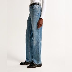 Abercrombie & Fitch 90’s Ultra High Rise Straight Jeans
